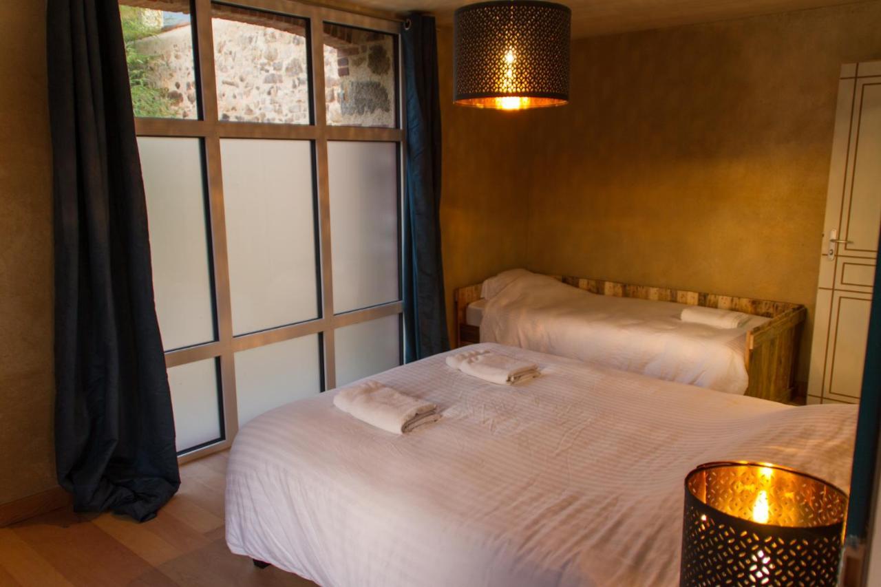 Le Puy Carmin - Chambre D'Hotes Avec Jacuzzi Bazoges-en-Paillers Værelse billede