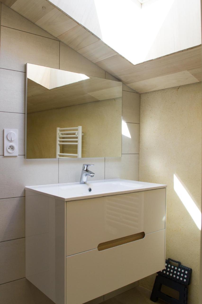 Le Puy Carmin - Chambre D'Hotes Avec Jacuzzi Bazoges-en-Paillers Værelse billede
